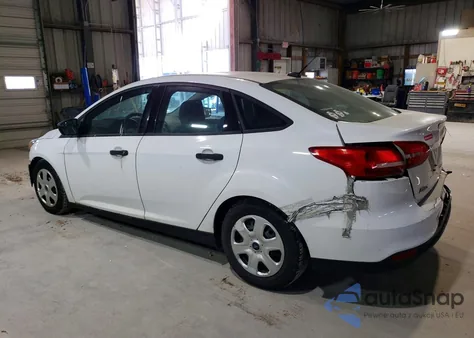 2016 Ford Focus S from USA, damaged, VIN 1FADP3E28GL317791